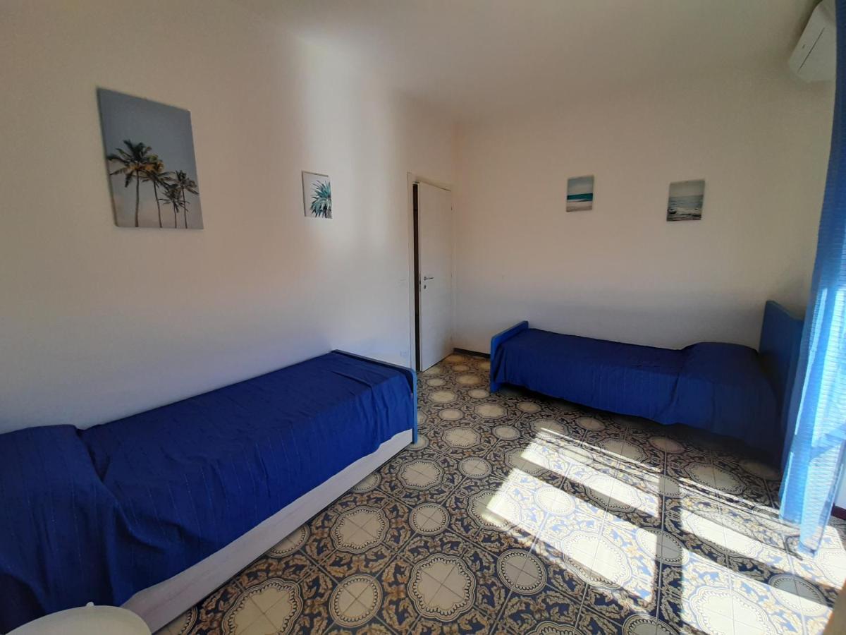 Nel Blu Apartamento Marina dʼMarina dʼAndora Exterior foto